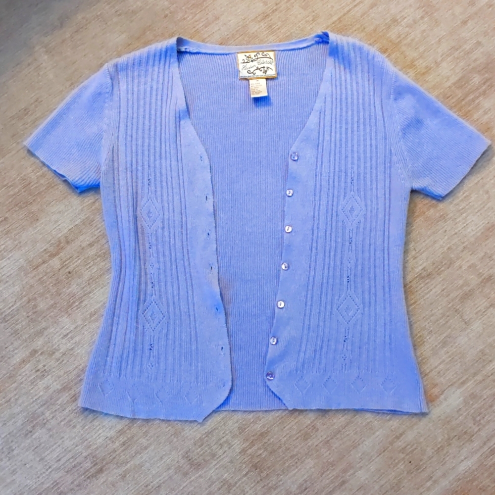 Knit short-sleeved lavender cardigan, Heirloom Collectibles, size medium